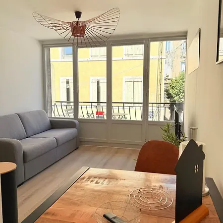 Apartament With Balcony *